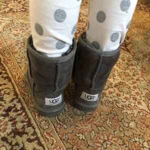 UGG Classic II Genuine Shearling Kids Boot